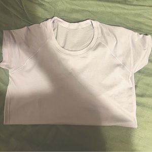 lulu lemon swiftly tech top